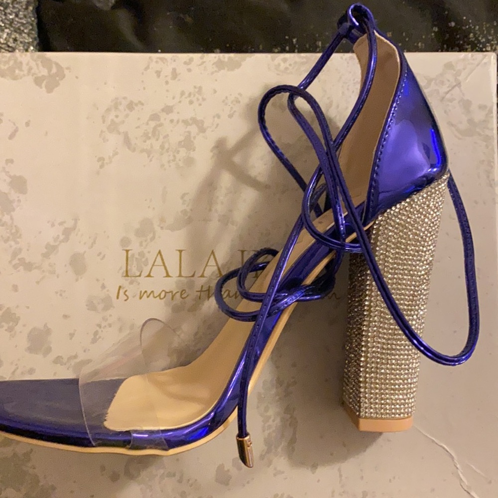 Heels - Picture 2 of 2